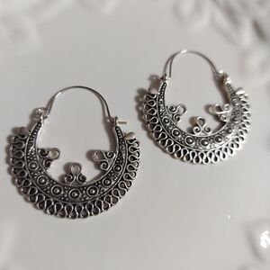 Elegant Silver Mandala Lattice Filigree Hoop Earrings